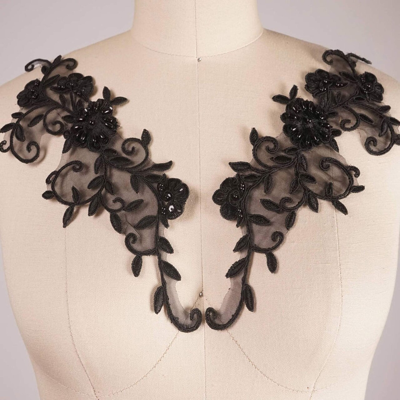 1 Pair of Black Beaded Sequin Lace Applique Pair for Evening Gowns and Formal Wear